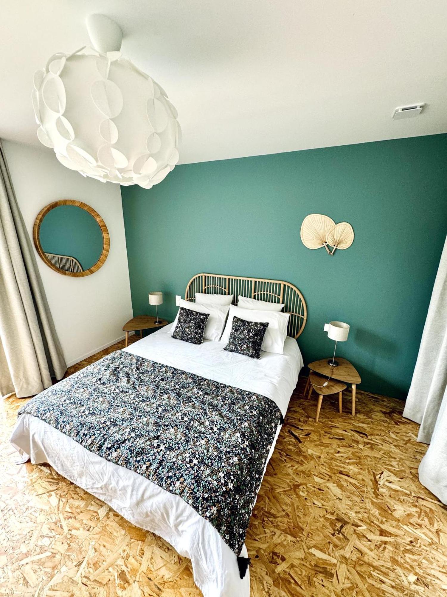 Holiday home Les Epinettes